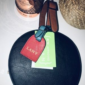 Round leather purse